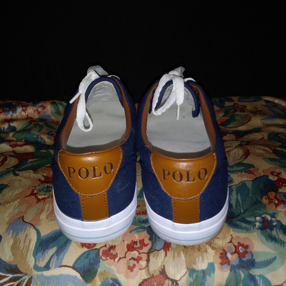 Polo shoes. - Picture 2 of 3